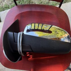 07-13 Chevy OEM  Chrome Driver’s side turnSignal MirrorFitsChevySilveradoGMCSierraChevyTahoeGMCYukon