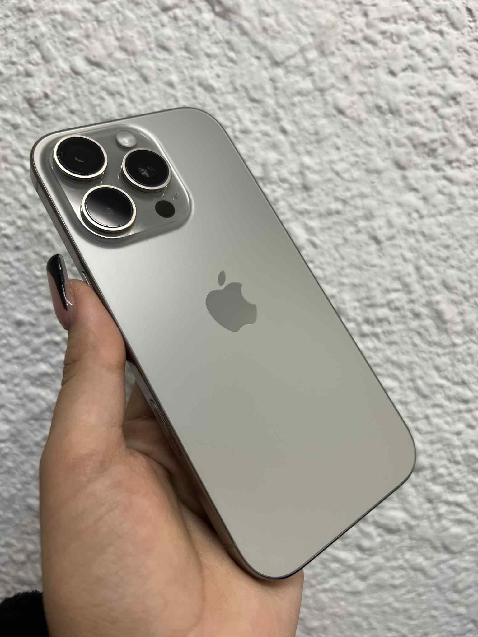 Iphone 16 Pro 128GB UNLOCKED