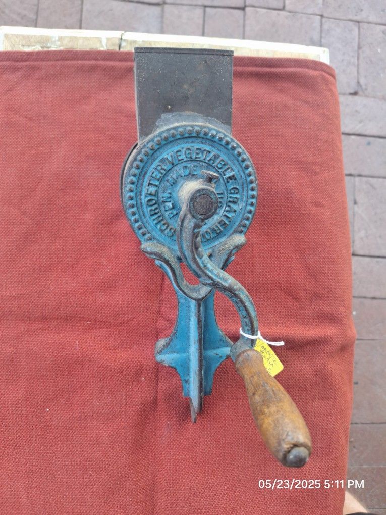 Antique Vegetable Grinder
