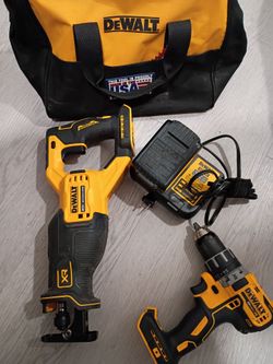 DeWalt drill & sawzaw with battery and charger and bag