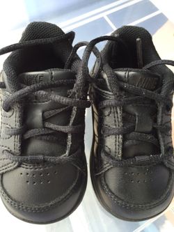 Nike size 4c