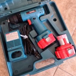 Makita 6222d cordless drill