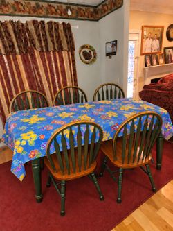 Wood Dining Table and 5 Chairs Set