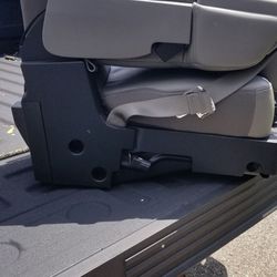 F150 center truck seat