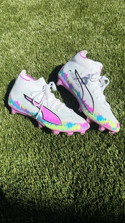 Women’s / Youth PUMA Ultra Match Soccer Cleats
