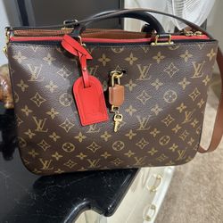 Louis Vuitton 
