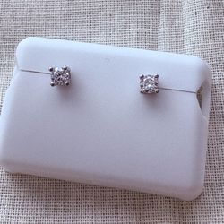 Silver Studs 0.25CTW