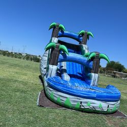 17FT Waterslide 
