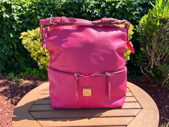🩷 Dooney & Bourke Dillen XL Hobo Bag – Gorgeous Pink Statement Piece!