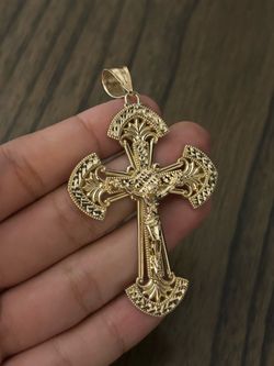 14k gold cross pendant