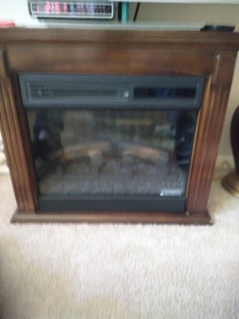 FIREPLACE/TV STAND