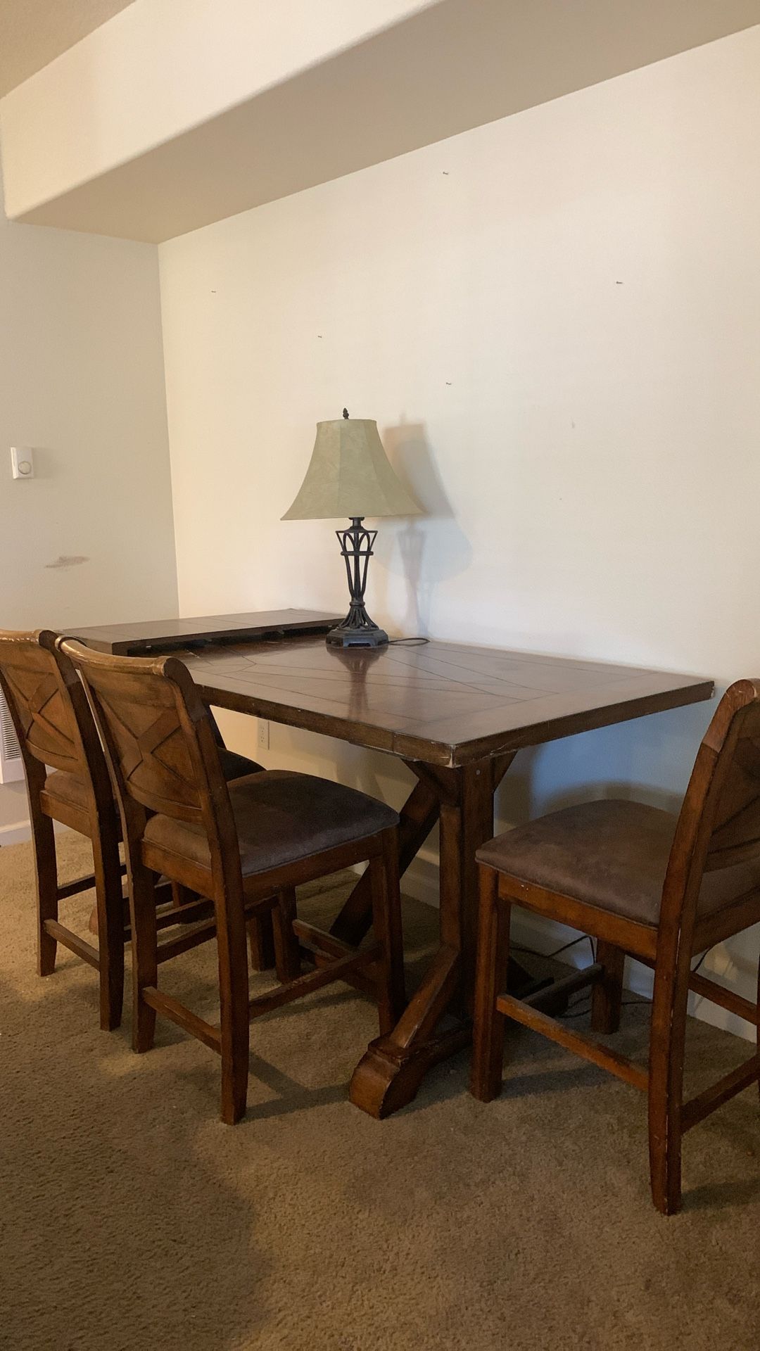 Counter Height Table & Chairs