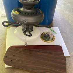 Hunter Ceiling Fan/light 