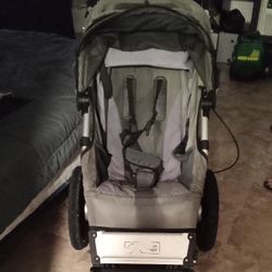 🏔️ Mountain Buggy Jogging Stroller – Great Condition! 🍼
