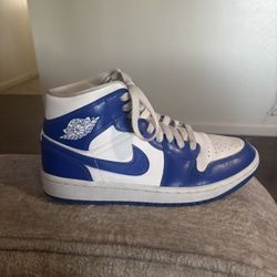 kentucky blue  jordan 1 mids 