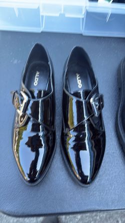 Aldos woman size 8