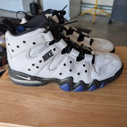 Nike Barkley Size 10.5