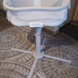 Bassinet Swivel