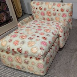 Beautiful Upholstery Chaise Lounge Seashell Theme