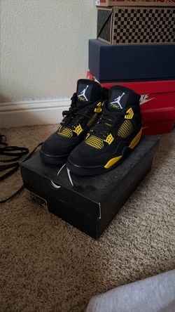 Jordan 4s