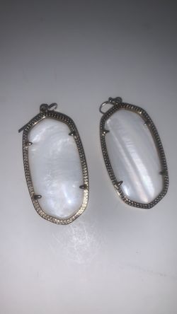 Kendra Scott Earings 