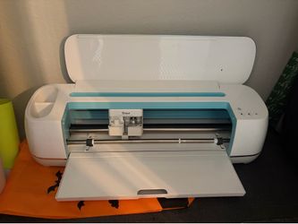 Cricut with materials