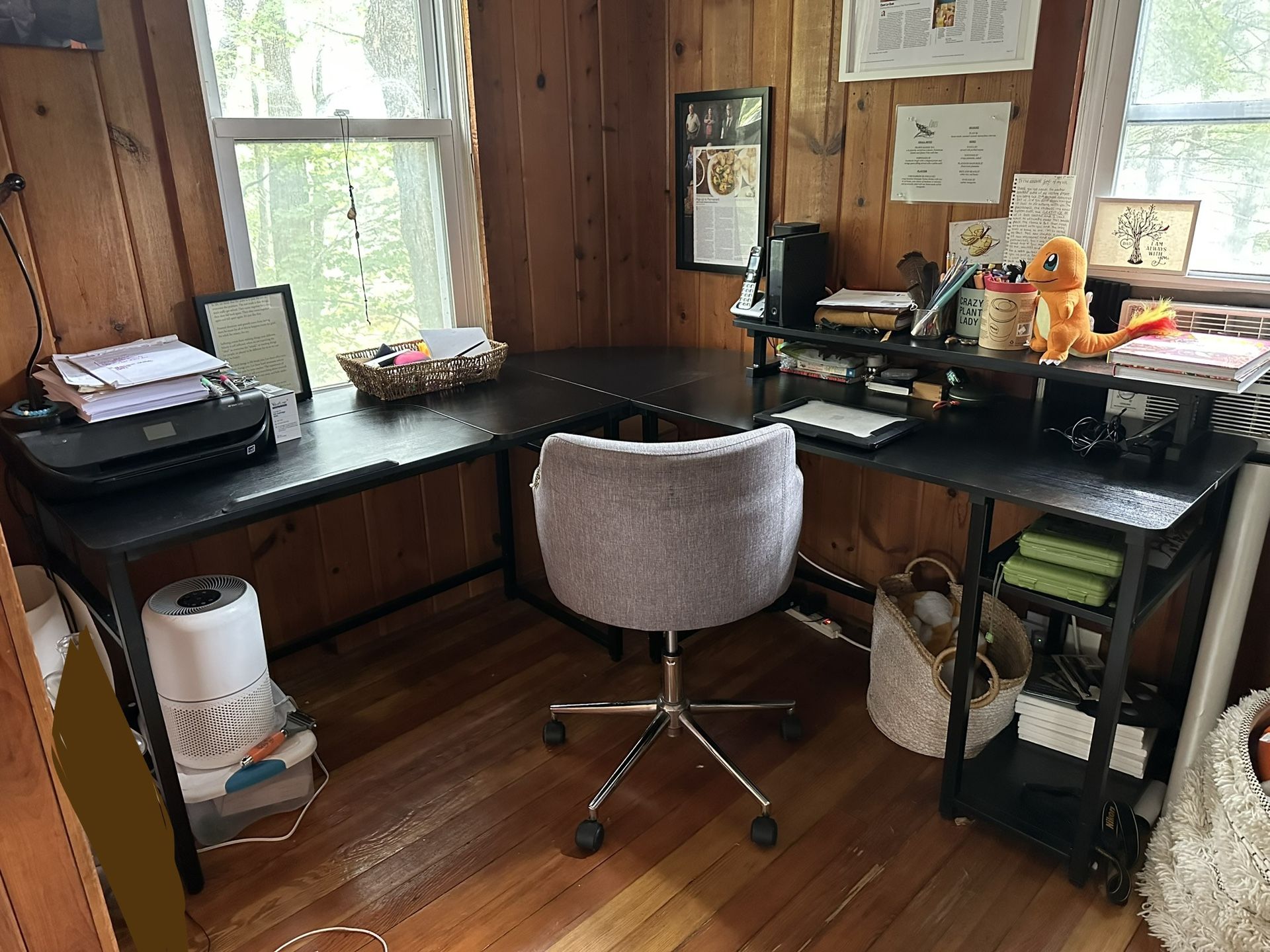 L Shaped Desk (Dimensions are in photos)