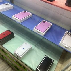 Unlocked iPhones 
