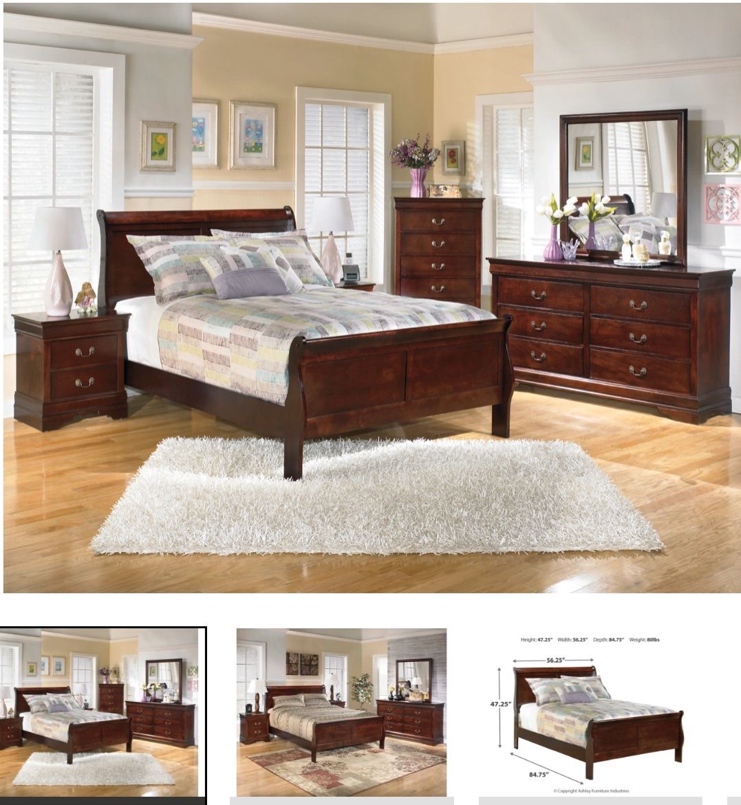 Alisdair Queen Sleigh Bed With Nightstand