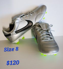 Nike Premier Size 8