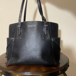 Michael Kors Voyager Medium Crossgrain Leather Tote Bag