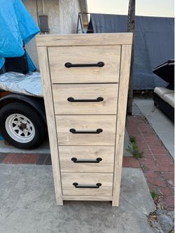 5 dresser drawer