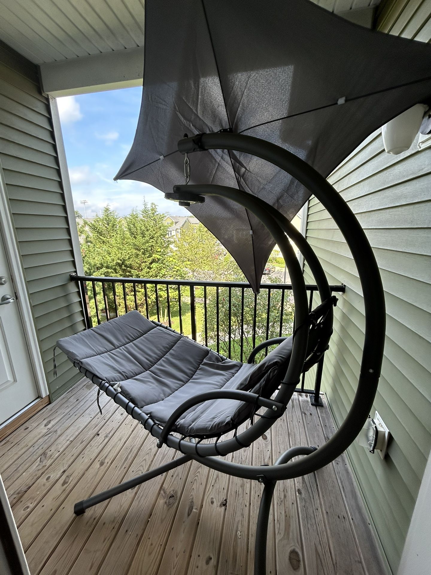 Hanging chair 