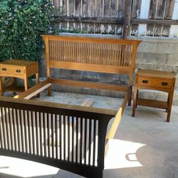 Stickley Mission Collection Queen Spindle Bedroom Set