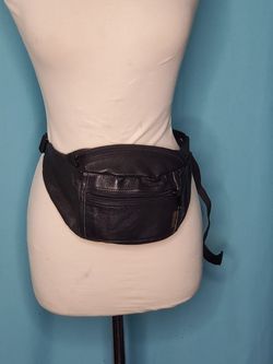 Vintage Eddie Bauer leather fanny pack