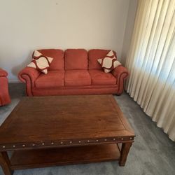 Sofa (Like New) 