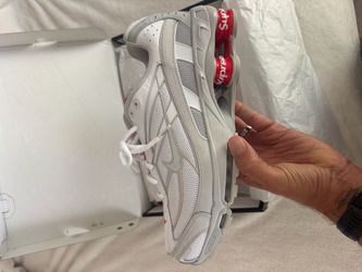 Supreme x Nike Shox Ride 2 Sneakers
