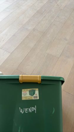 Storage box