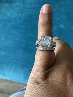 Woman Ring Size 6