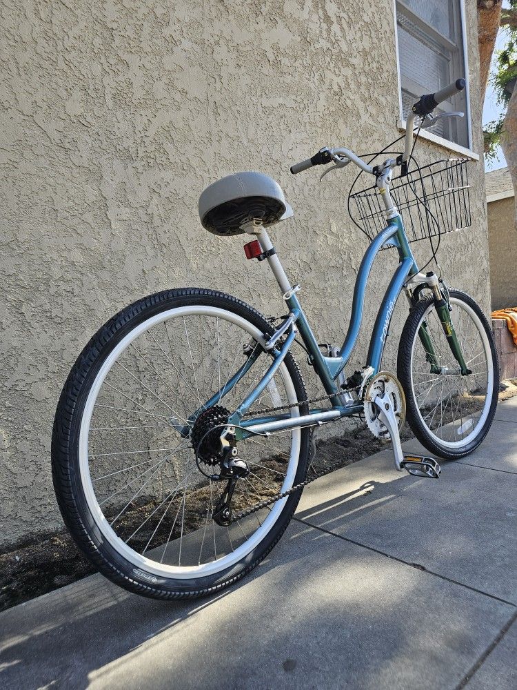 Electra Townie 26 Inch Gear Bicycle $250