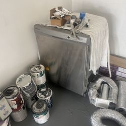 Like New dishwasher Very Slightly Used