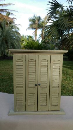 A Super Cute Shabby Mirror w/ Shutter Doors