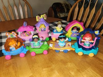 Little People Princess Parade Floats