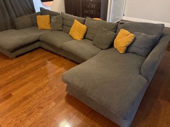 Valyou Feathers U-Sectional – 140" Grey