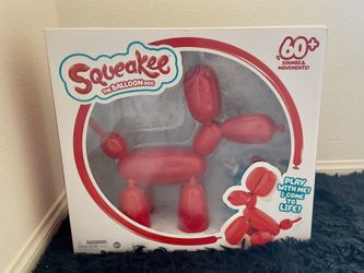 New In box Squeakee
