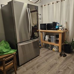 LG Counter-Depth French Door Refrigerator 