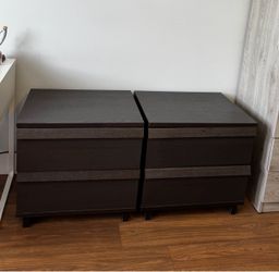 Pair of Dark Brown 2-Drawer Nightstands