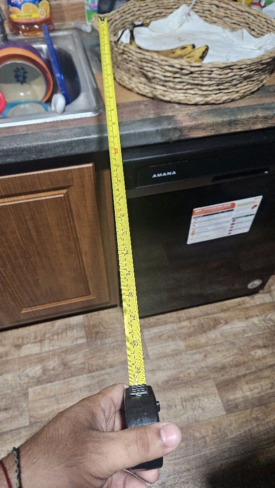 dishwasher new, never used