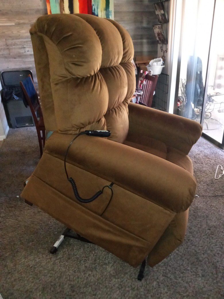 Flexible Chair