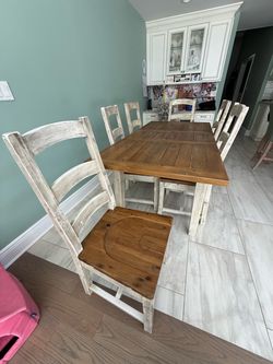 Kitchen table with 6 chairs! Solid wood!